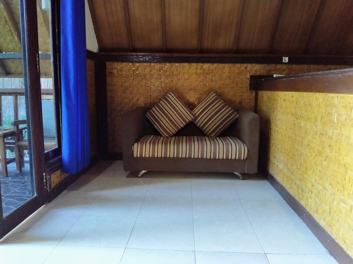 Tunai Cottages Gili Meno Esterno foto